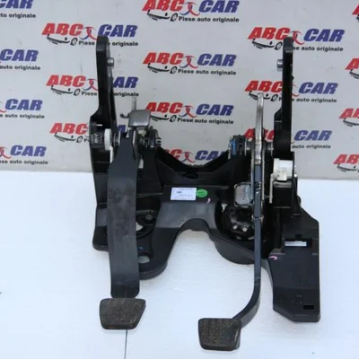 Ansamblu pedale (frana si ambreiaj) + suport OPEL ZAFIRA TOURER C 2011-2026, vedere frontata