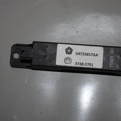 Antena keyless JEEP GRAND CHEROKEE IV 2010-2026 04725857AA, vedere frontata