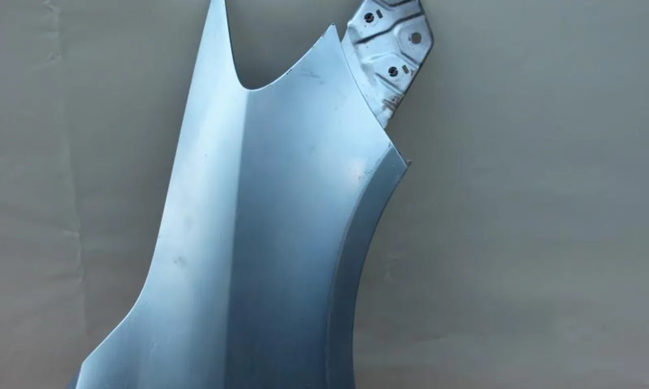 Aripa fata dreapta VOLKSWAGEN GOLF VAN VI Variant 2009-2014