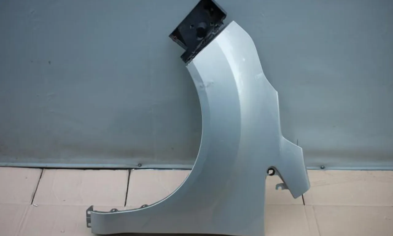 Aripa fata stanga FORD B-MAX 2012-null