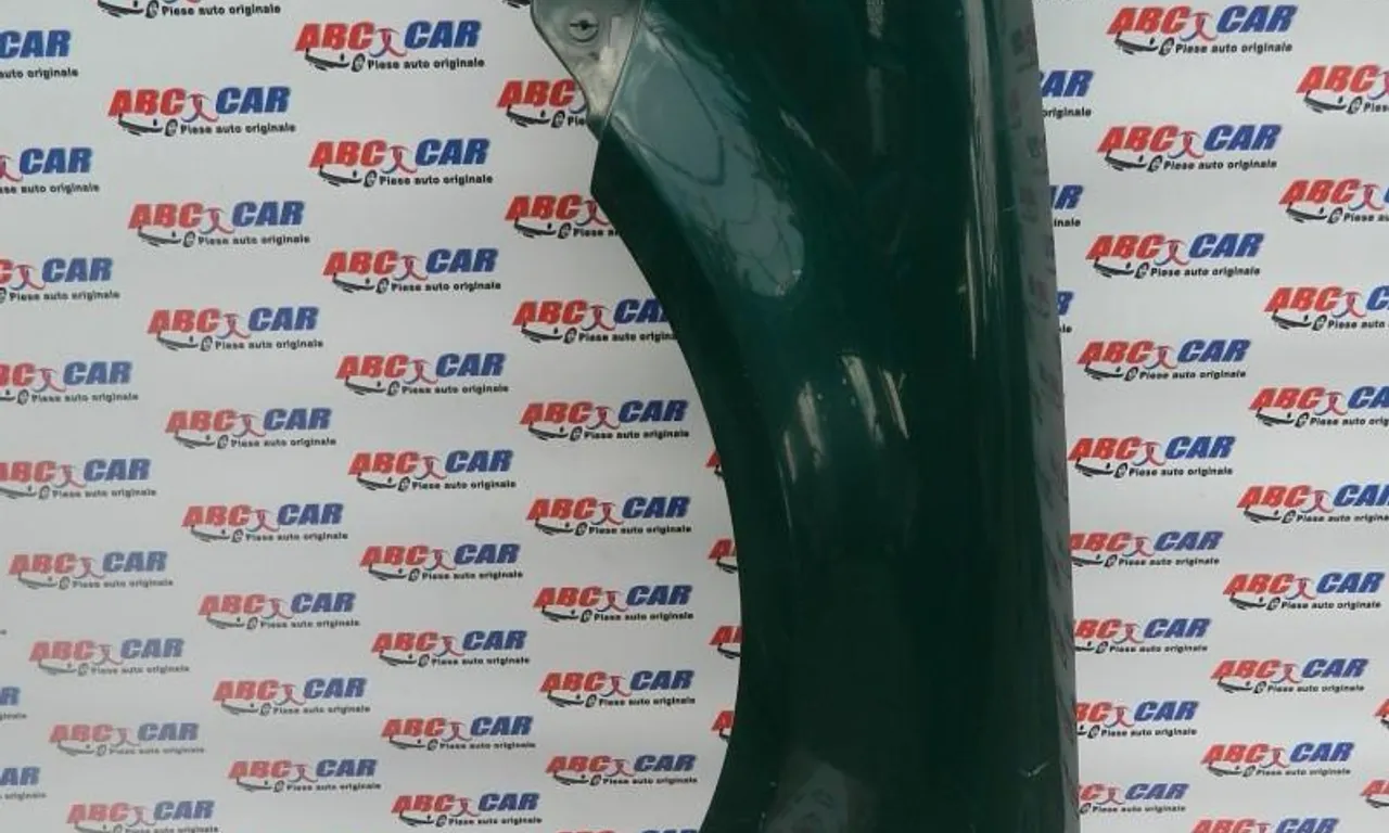 Aripa stanga fata VOLKSWAGEN PASSAT B5 1996-2001