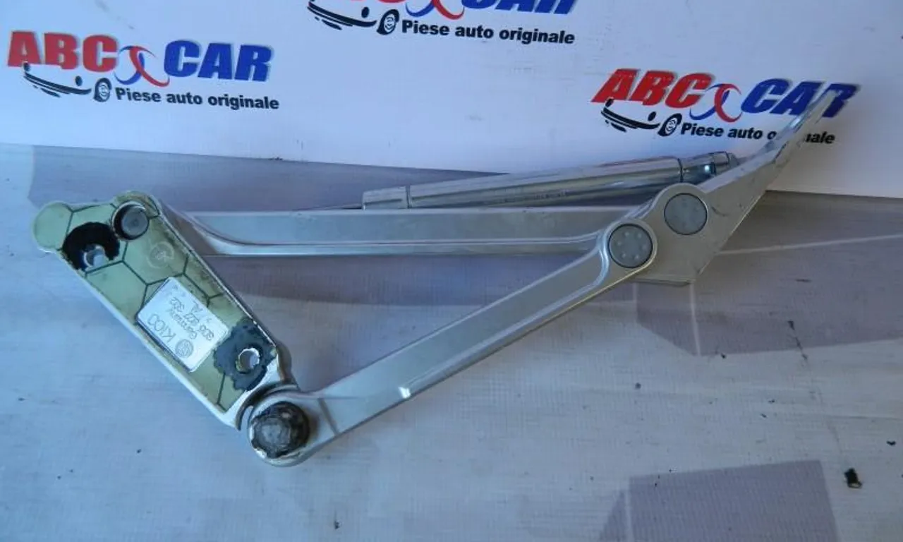 Balama dreapta capota fata VOLKSWAGEN PHAETON 2002-2016