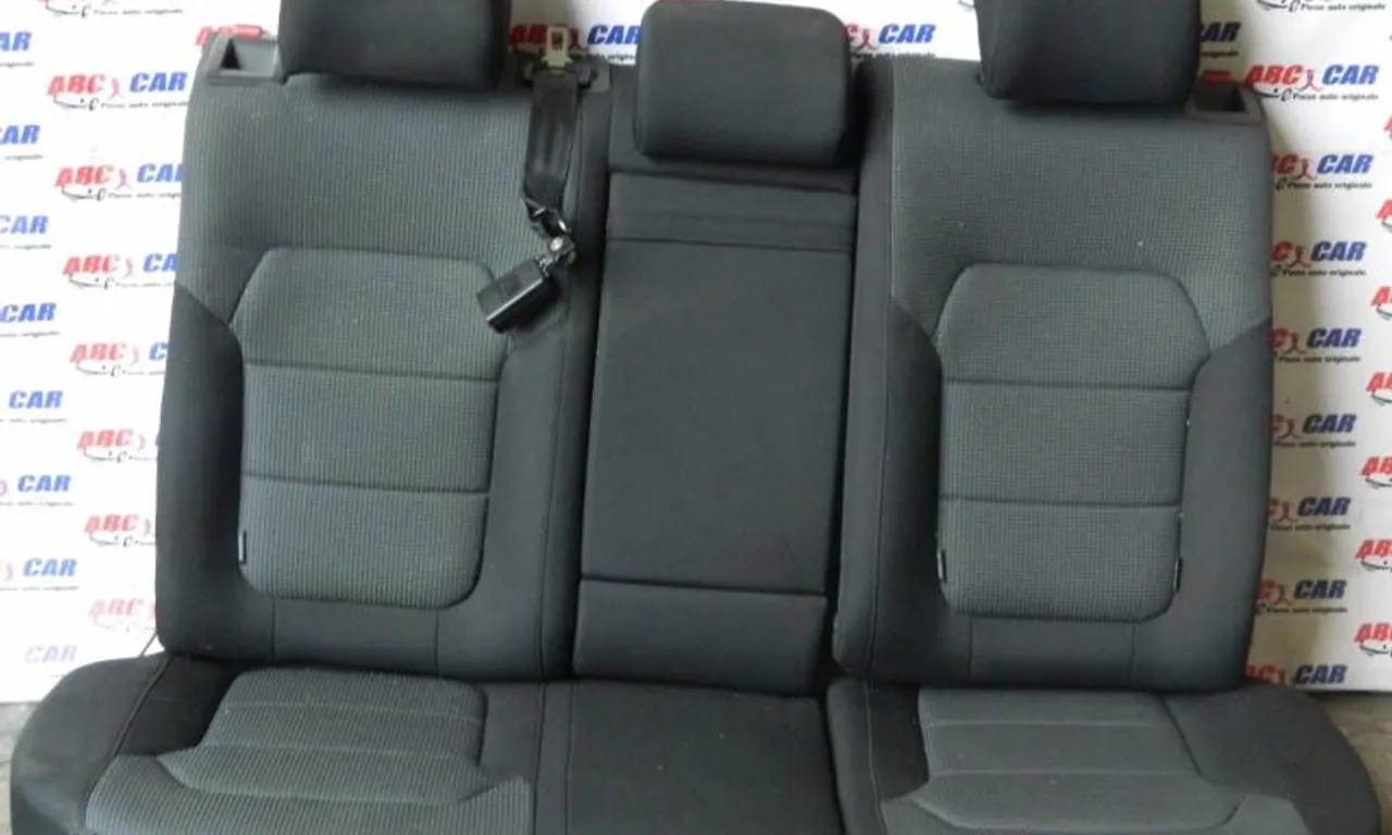 Bancheta spate completa din material VOLKSWAGEN PASSAT B7 2010-2014