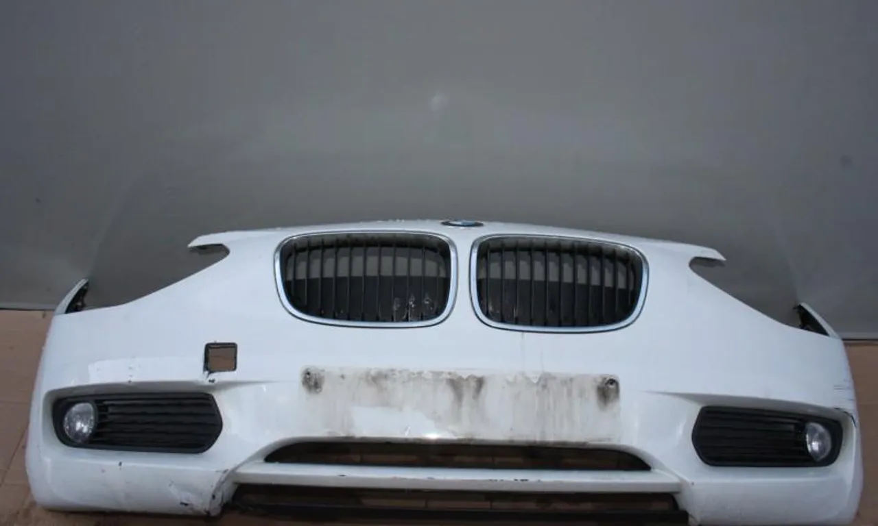 Bara fata BMW 1 2011-2019