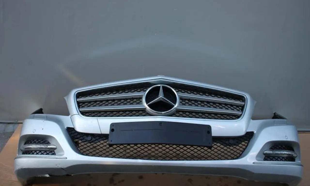 Bara fata cu grila MERCEDES CLS 2017-null