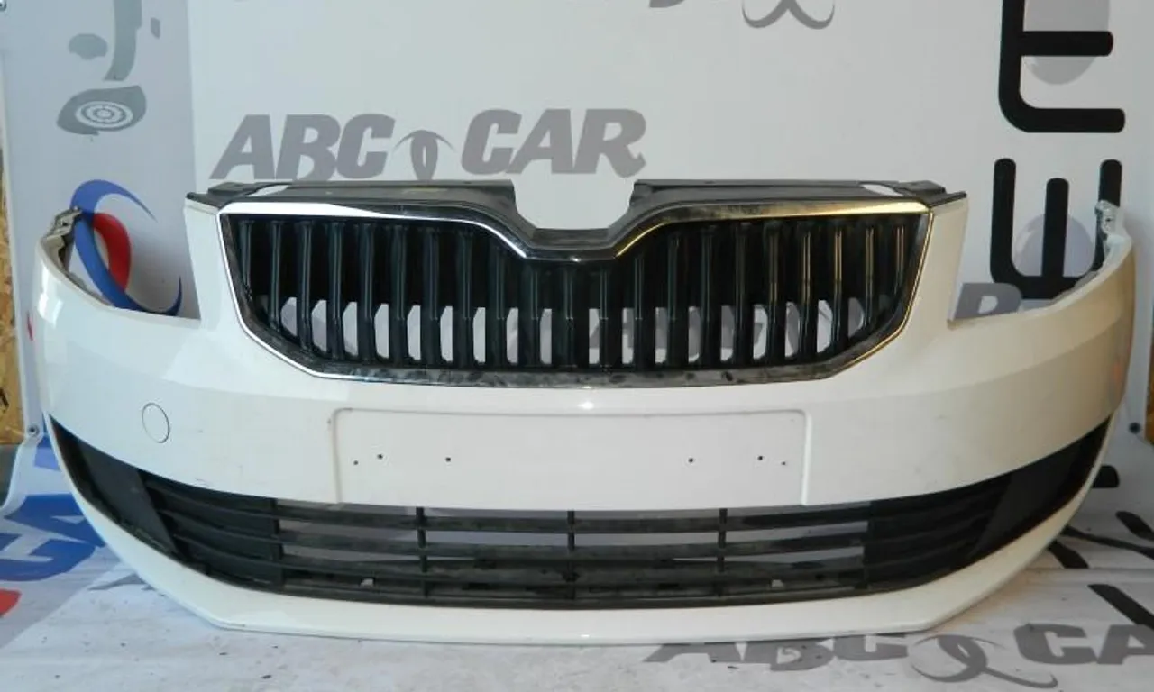 Bara fata cu grila SKODA OCTAVIA III 2012-2020