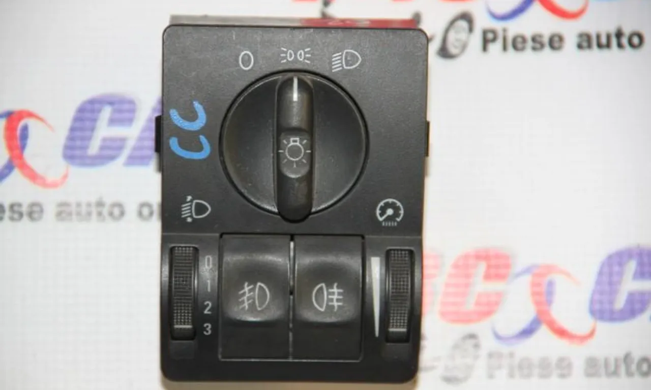 Bloc lumini OPEL CORSA C 2000-2009
