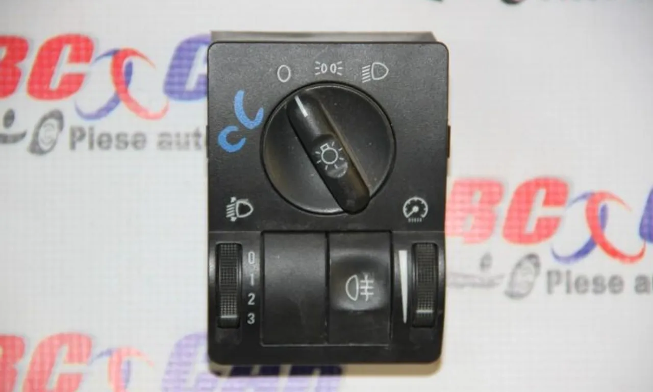 Bloc lumini OPEL CORSA C 2000-2009