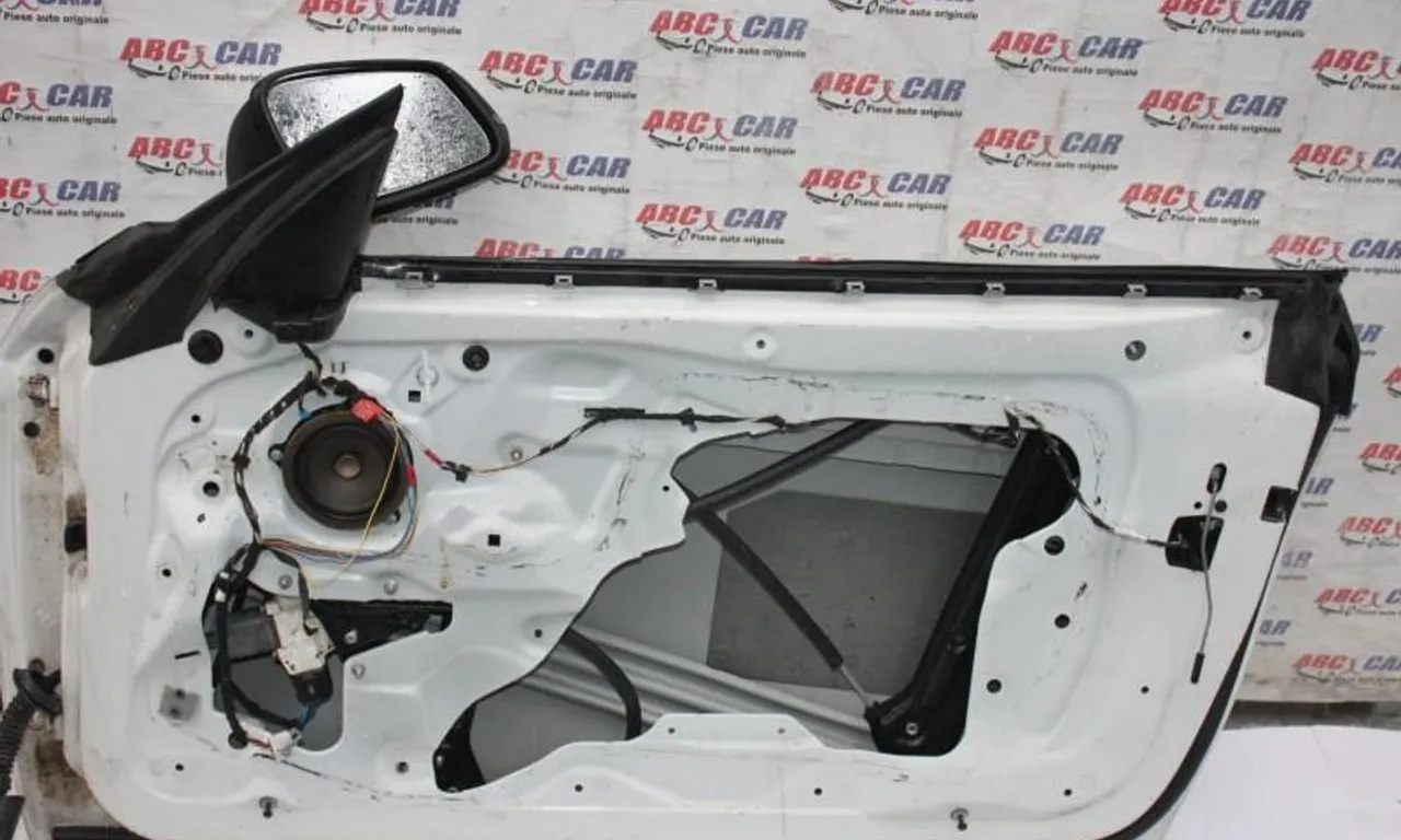 Boxa usa dreapta fata BMW 1 2011-2019