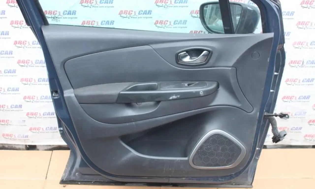 Boxa usa stanga fata RENAULT CAPTUR I 2013-null