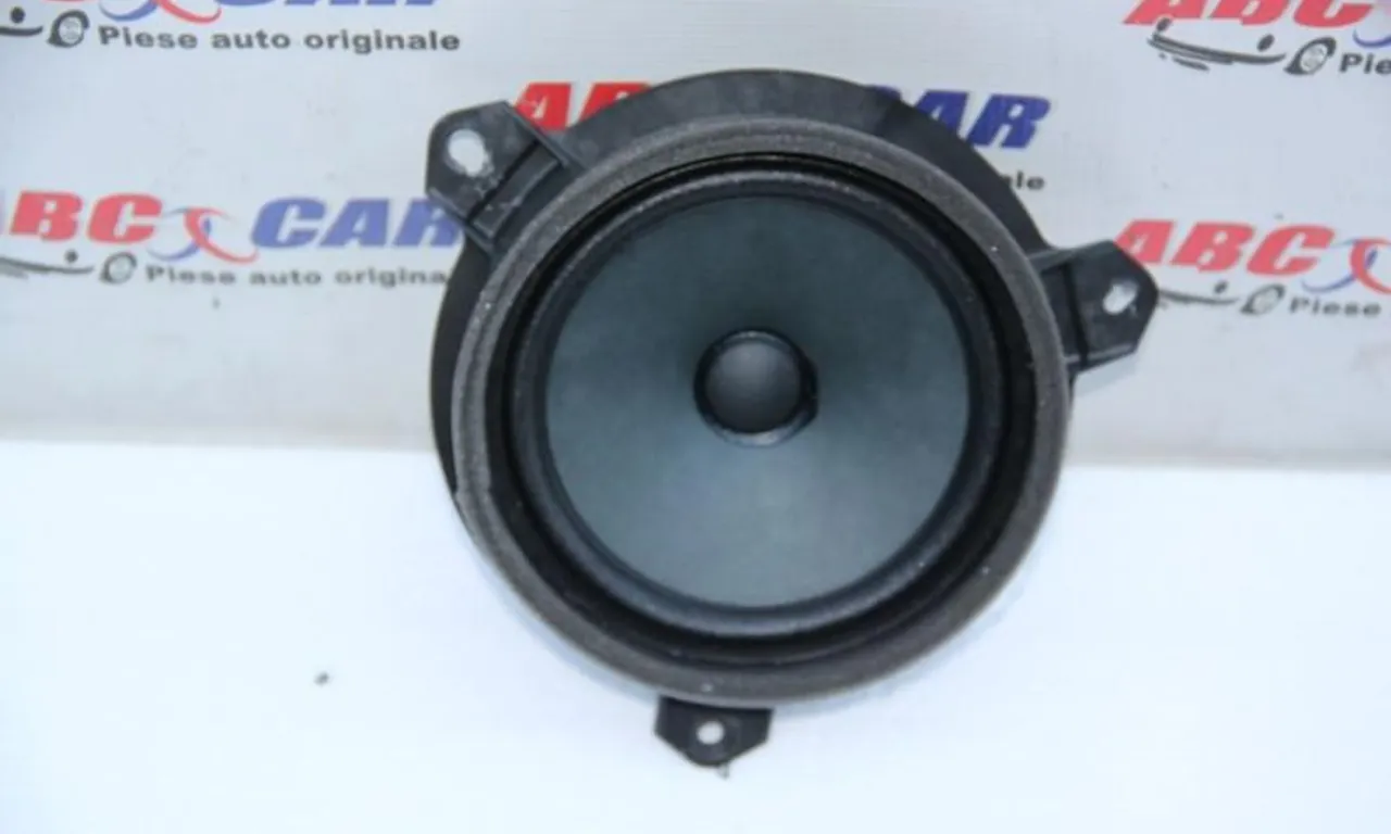 Boxa usa stanga fata TOYOTA YARIS 2013-null