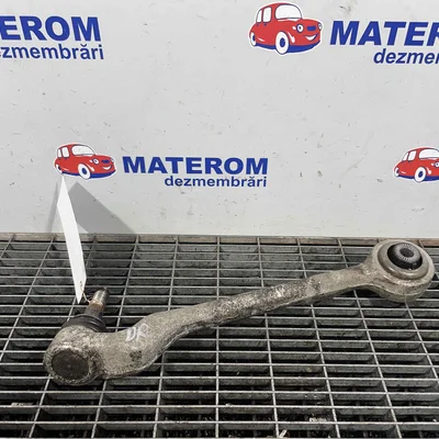 BRAT FATA INFERIOR DREAPTA