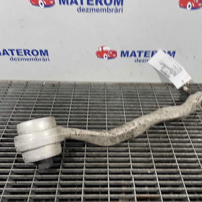 BRAT FATA INFERIOR DREAPTA