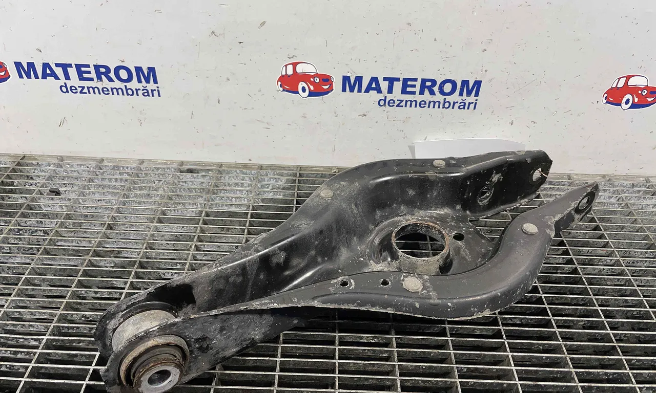 BRAT SPATE INFERIOR DREAPTA BMW 4 Gran 2014-2021