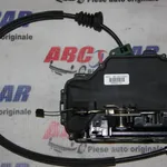 Broasca usa dreapta fata VOLKSWAGEN BORA I 1998-2013 3B1837016AD, vedere frontata