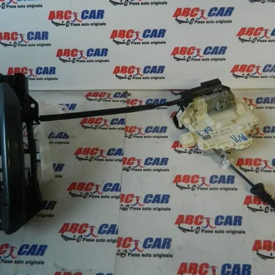 Broasca usa dreapta fata VOLKSWAGEN PASSAT ALLTRACK B7 2012-2014 3C1837016, vedere frontata