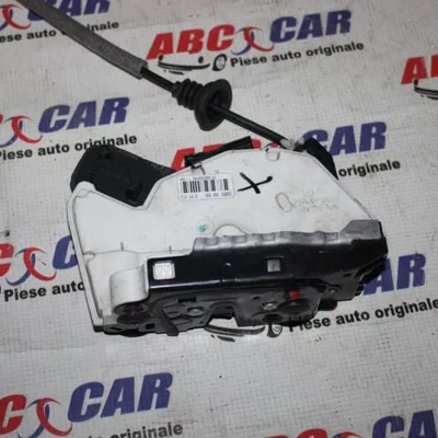 Broasca usa dreapta spate