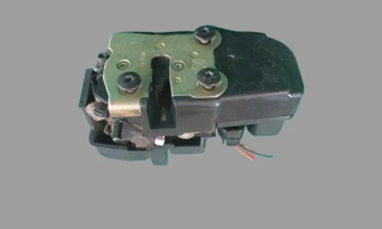 Broasca usa stanga spate JEEP GRAND CHEROKEE II 1998-2005