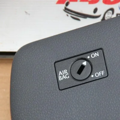 Buton dezactivare airbag pasager