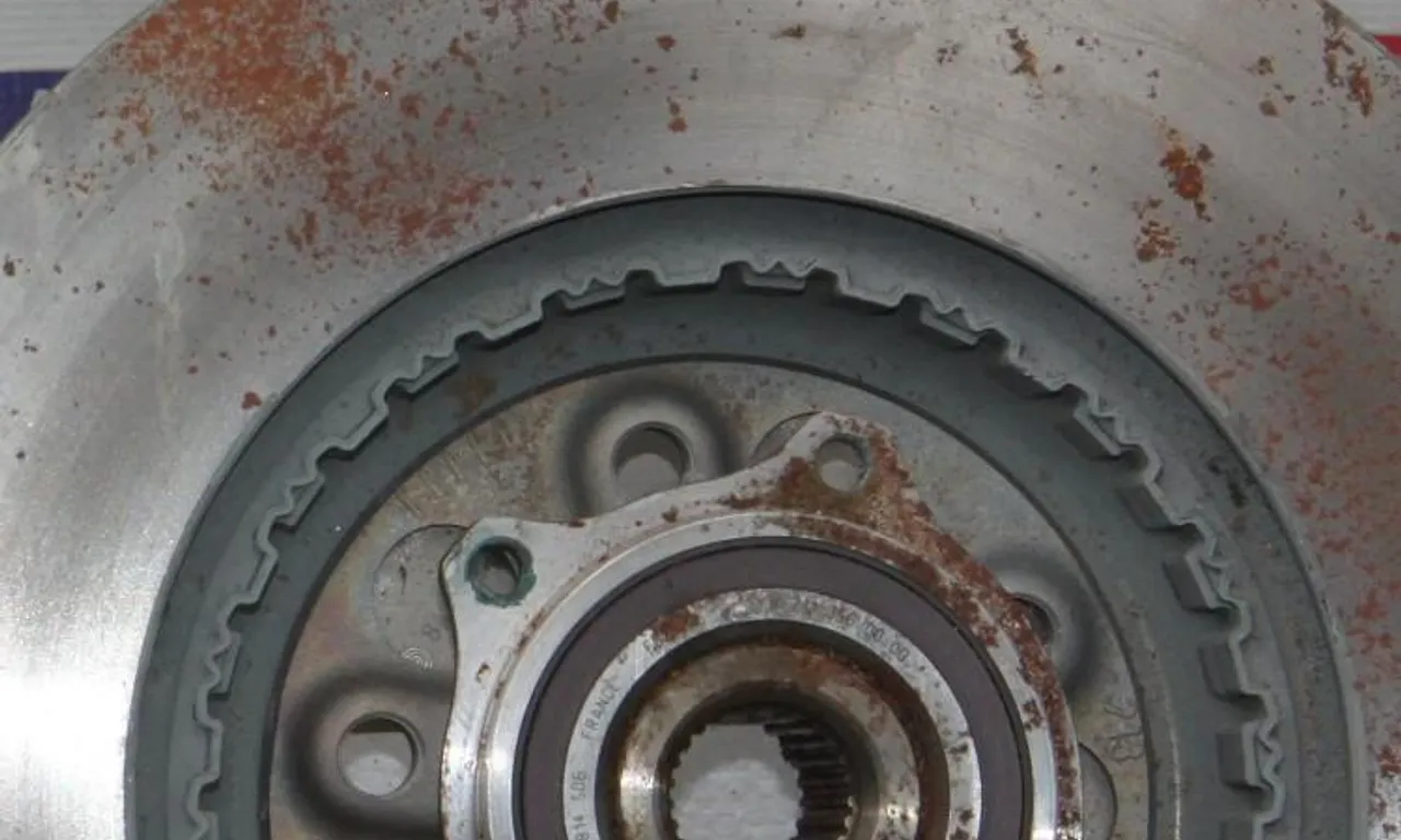 Butuc roata stanga spate MERCEDES E-CLASS 2016-null