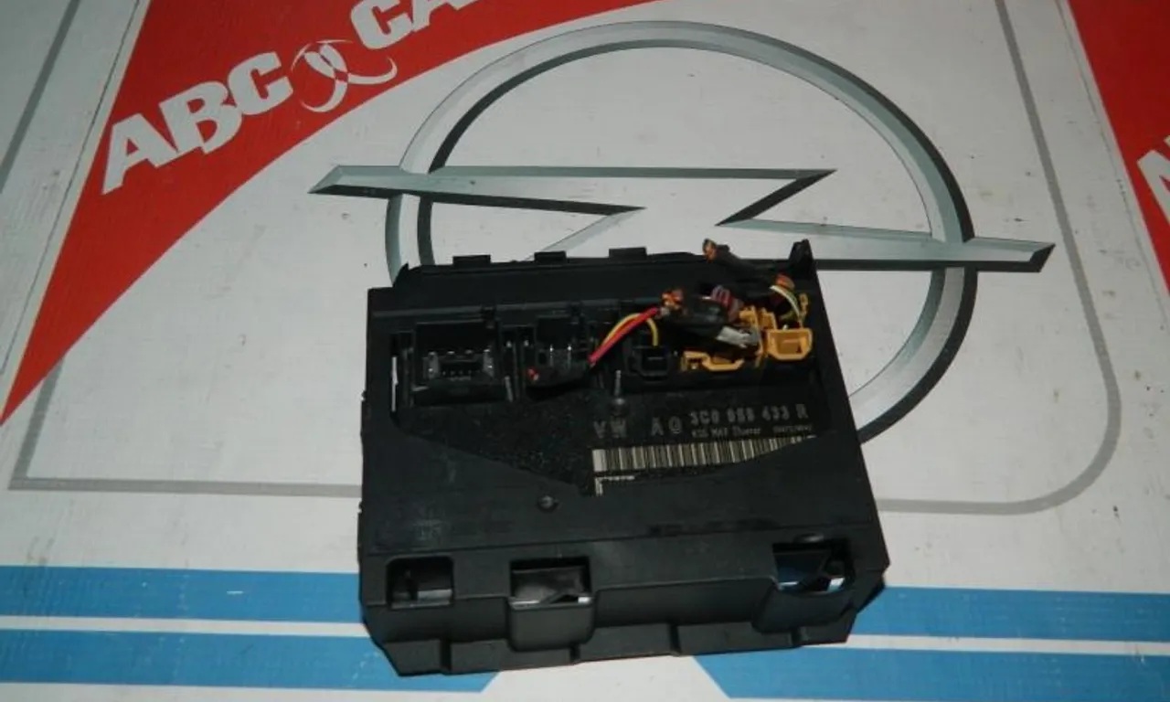 Calculator confort VOLKSWAGEN PASSAT B6 Variant 2005-2011