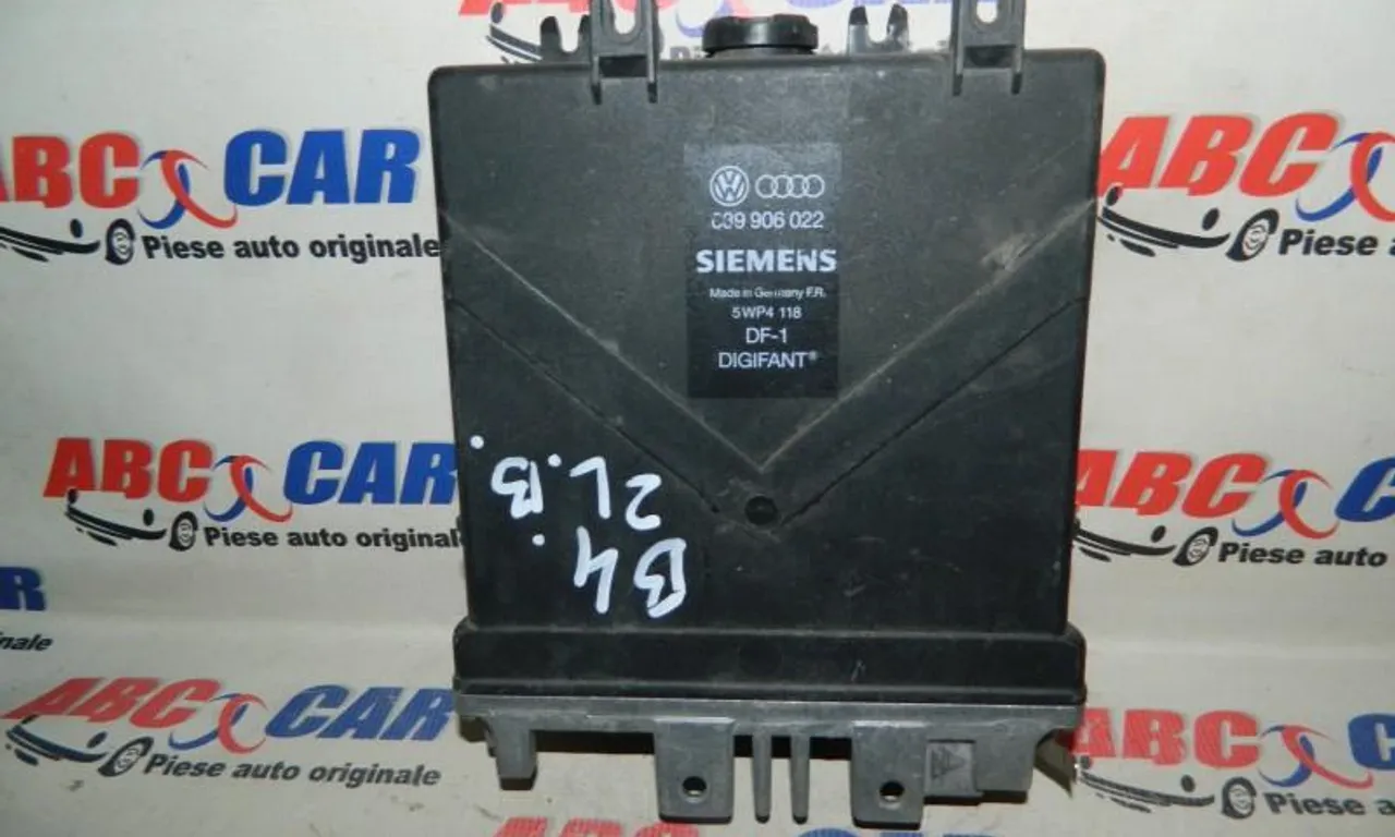 Calculator motor AUDI 80 B4 Avant 1991-1996