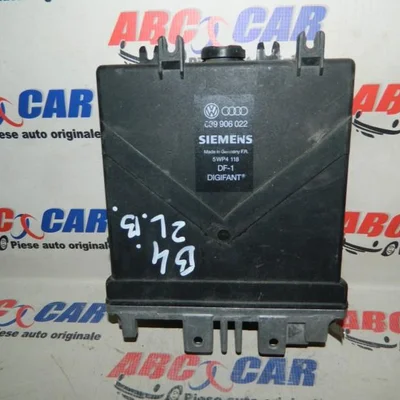 Calculator motor AUDI 80 B4 Avant 1991-1996 39906022, vedere frontata