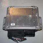 Calculator motor ECU JEEP GRAND CHEROKEE IV 2010-2026 P05150625AB, vedere laterala