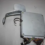 Calculator motor ECU TOYOTA RAV 4 II 2000-2005 89661-42780, vedere laterala