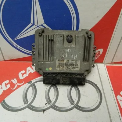 Calculator motor OPEL ASTRA H TwinTop 2005-2010 281011943, vedere frontata