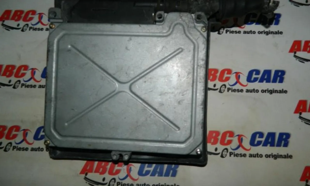 Calculator motor RENAULT LAGUNA 2008-2015
