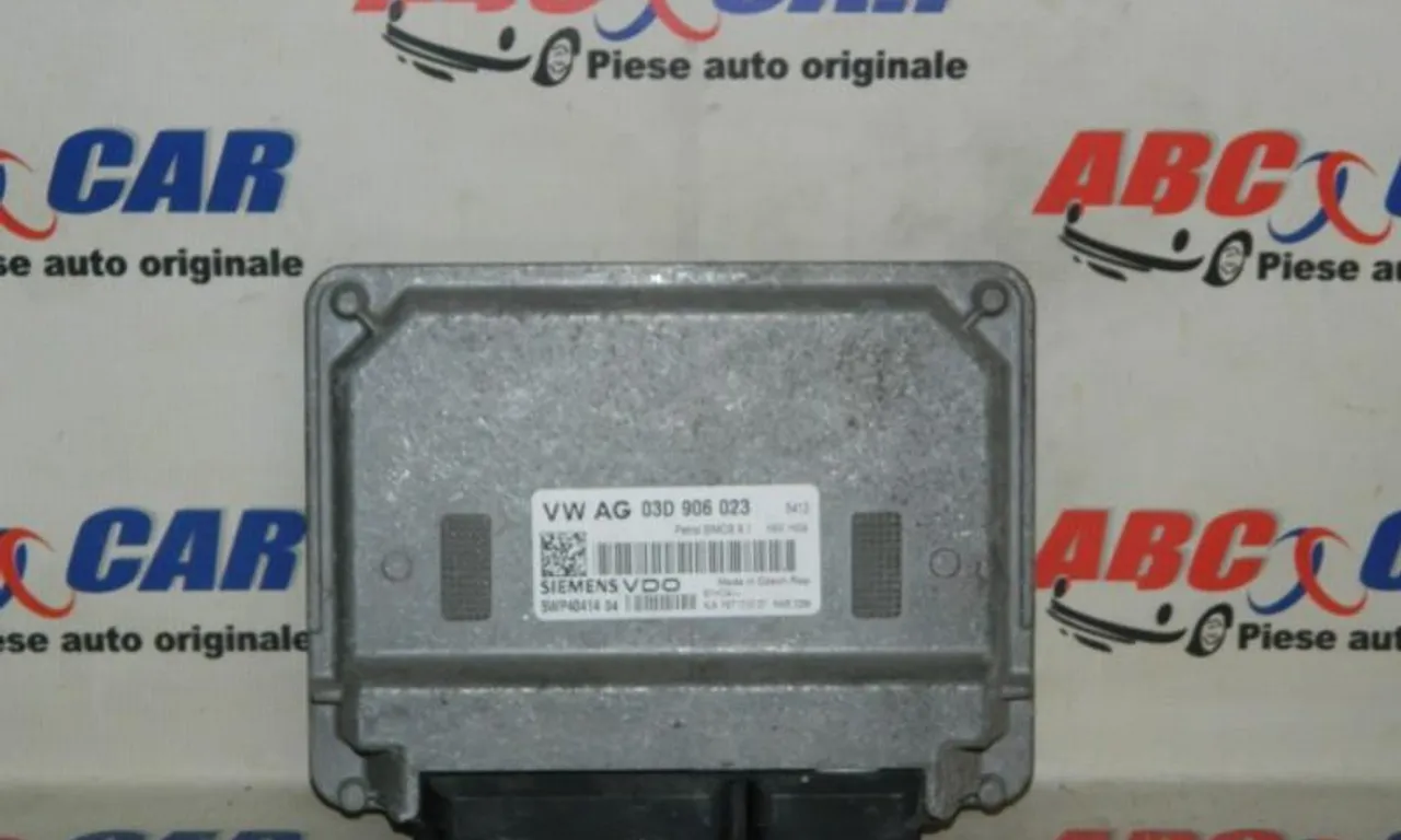 Calculator motor VOLKSWAGEN POLO IV 2002-2009