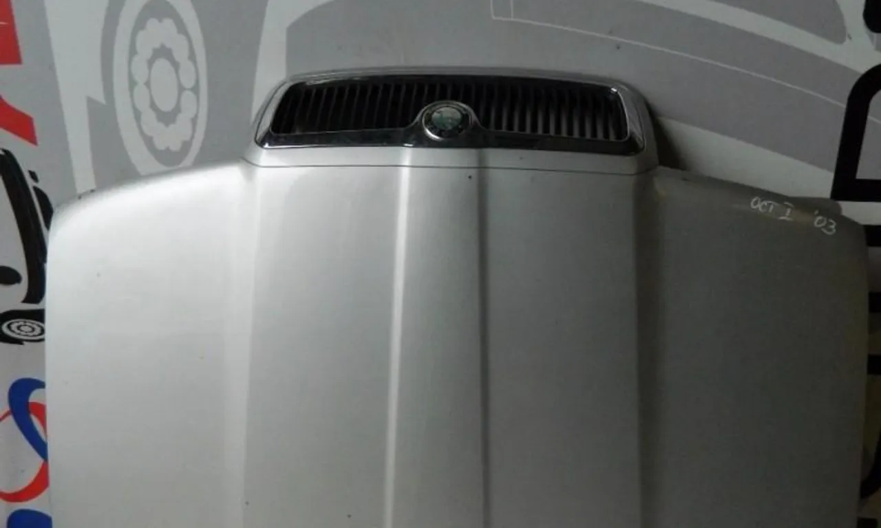 Capota fata cu grila SKODA OCTAVIA I 1998-2010