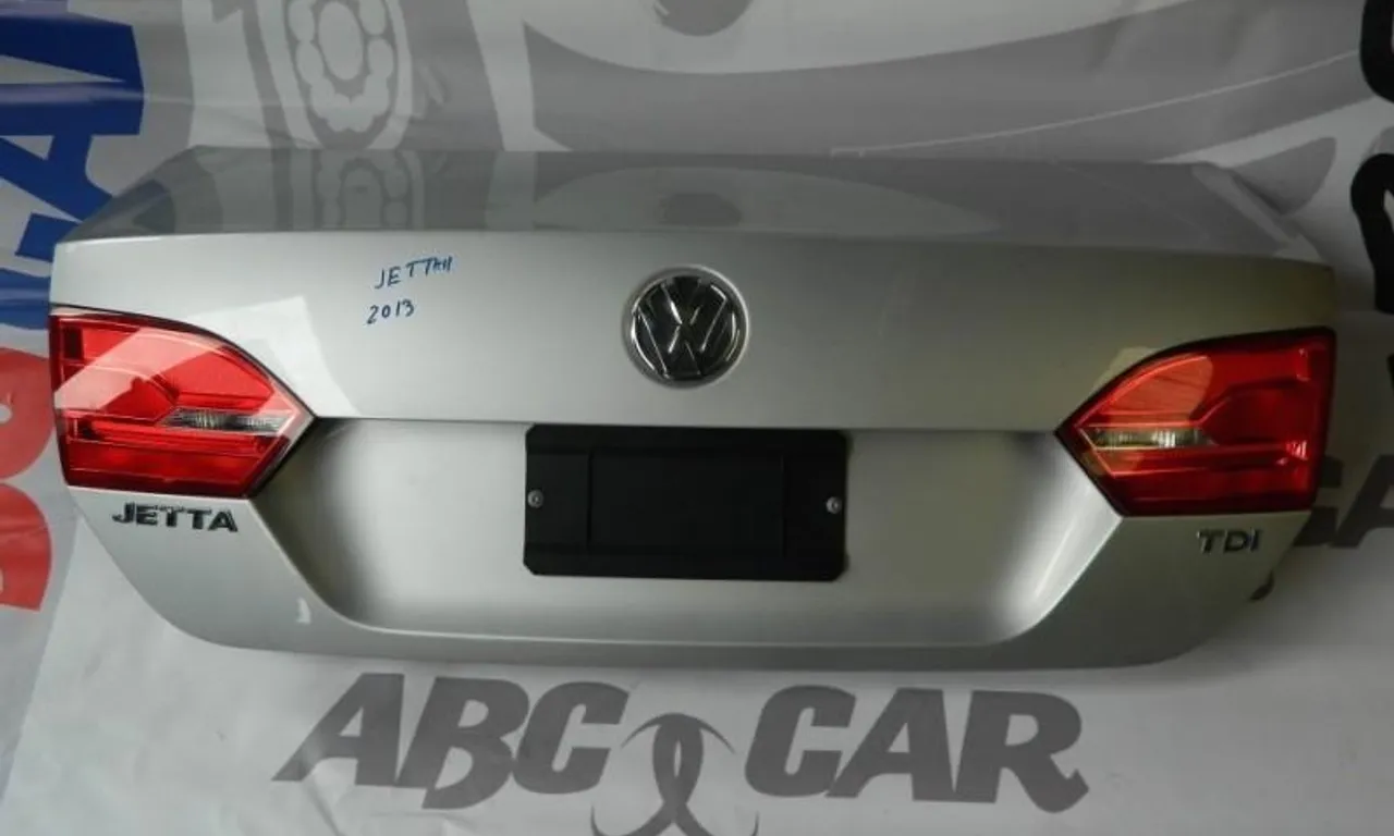 Capota spate VOLKSWAGEN JETTA VII 2017-2018