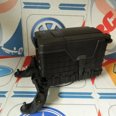 Carcasa baterie AUDI Q3 2011-2020 3C0915336A, vedere frontata