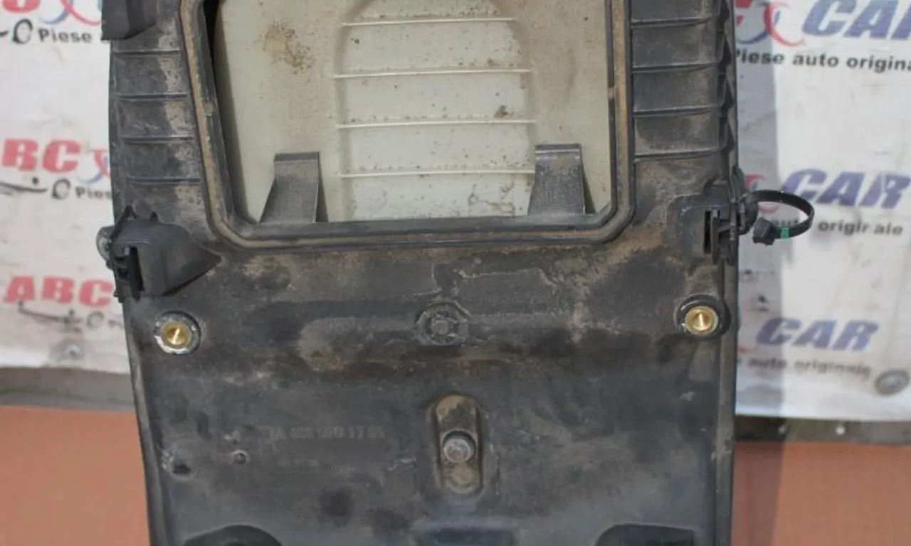 Carcasa filtru aer MERCEDES C-CLASS 2007-2015