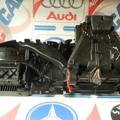 Carcasa incalzire AUDI Q3 2011-2020 1K1820308F, vedere frontata