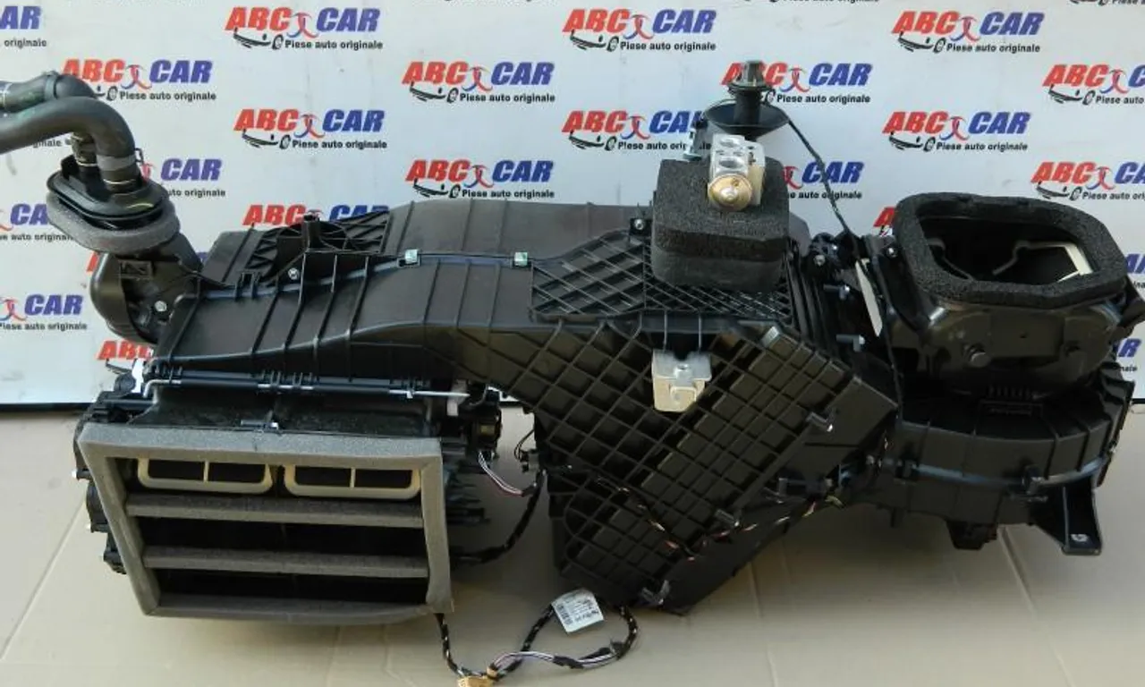 Carcasa incalzire VOLKSWAGEN TOUAREG 2010-2018