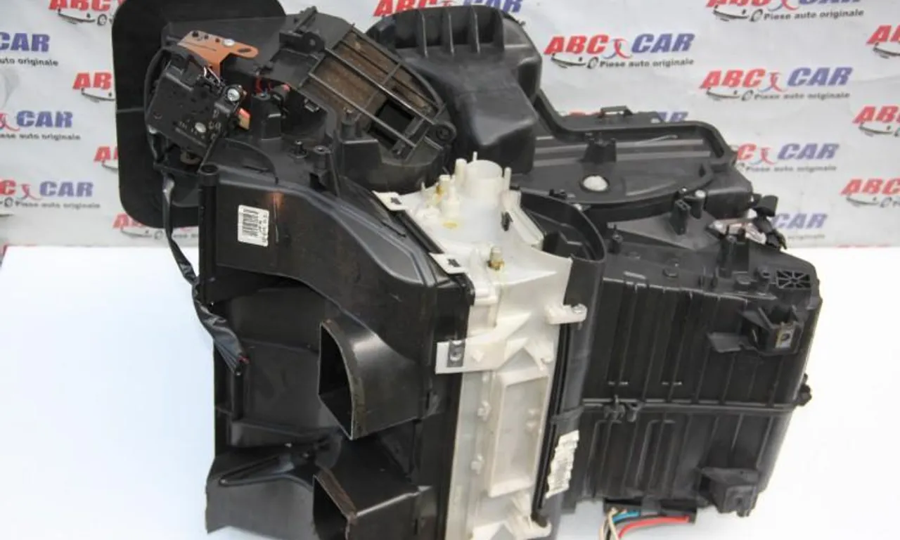 Carcasa ventilatie NISSAN QASHQAI I 2006-2015