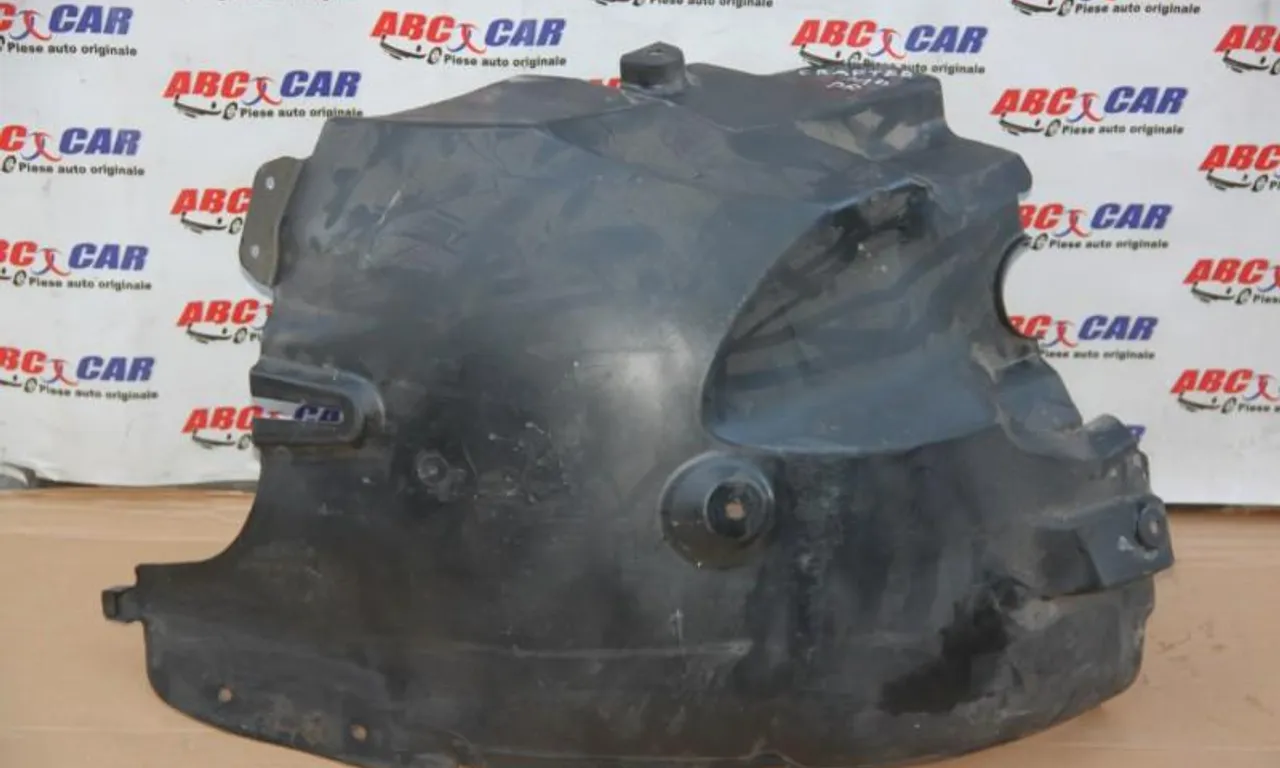 Carenaj roata dreapta fata VOLKSWAGEN CRAFTER 30-35 bus 2006-2016