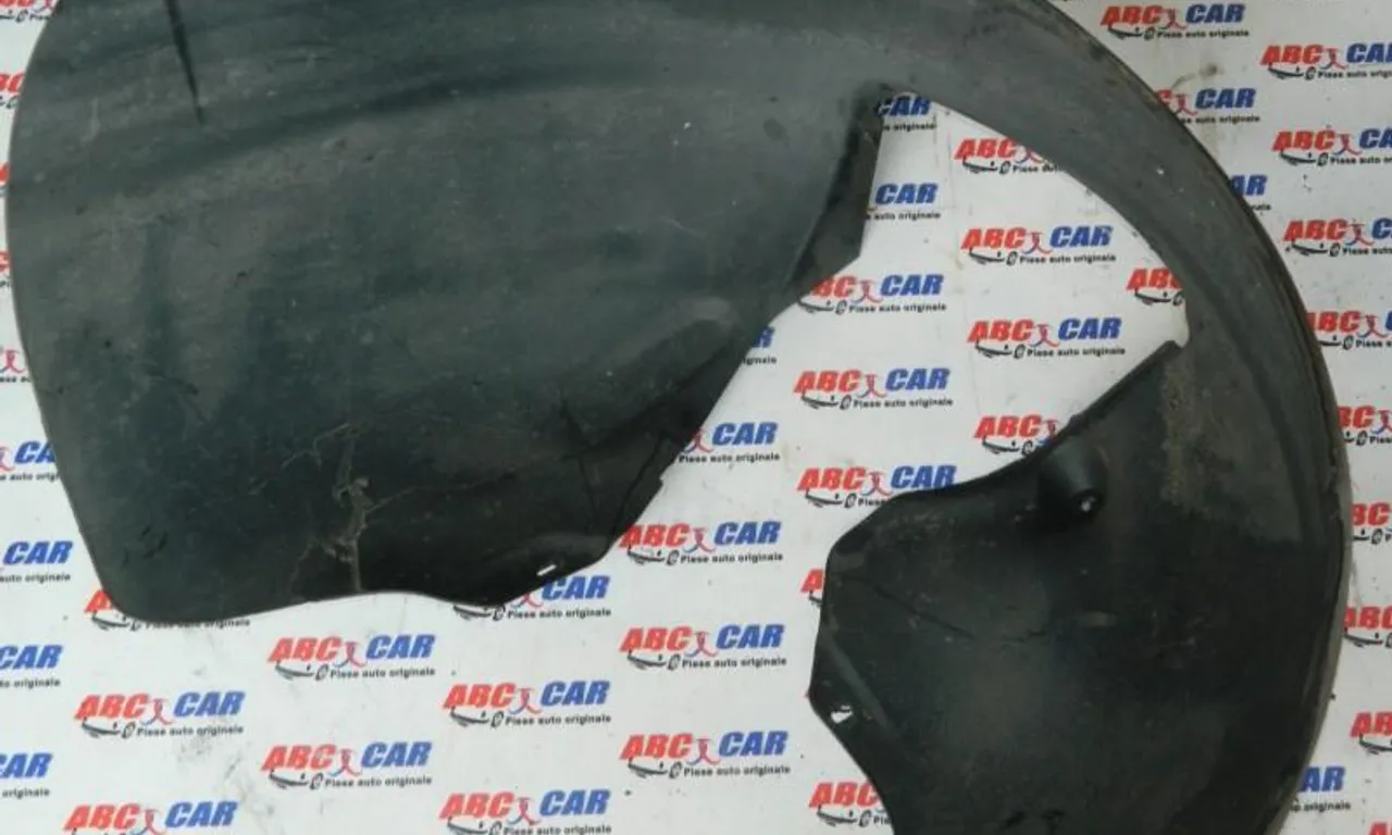 Carenaj roata dreapta fata VOLKSWAGEN PASSAT CC B6 2008-2012