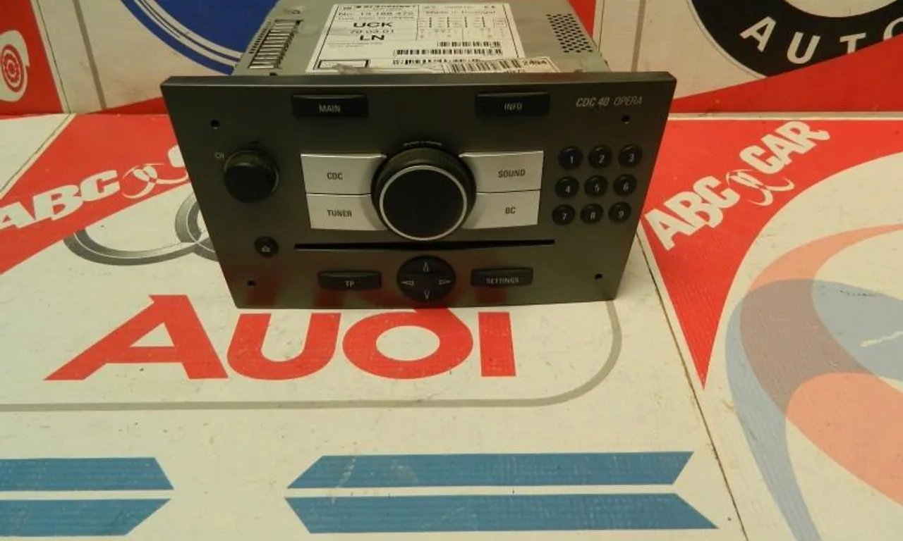 CD Player CDC 40 OPEL VECTRA C GTS 2002-2009