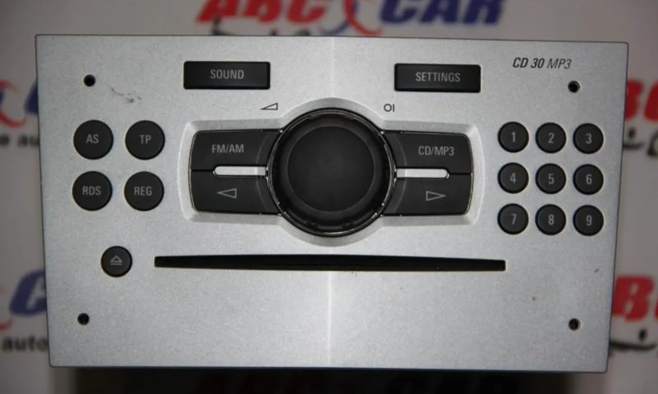 CD-Player OPEL ZAFIRA / ZAFIRA FAMILY B 2005-2019