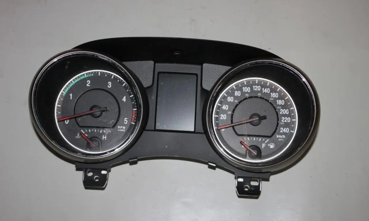 Ceasuri bord JEEP GRAND CHEROKEE IV 2010-null