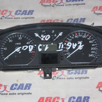 Ceasuri bord RENAULT LAGUNA II 2001-2007 8200218888, vedere frontata