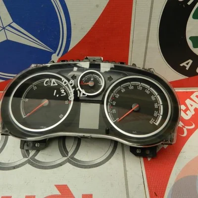 Ceasuri de bord OPEL CORSA D 2006-2015 P0013285383JC, vedere frontata