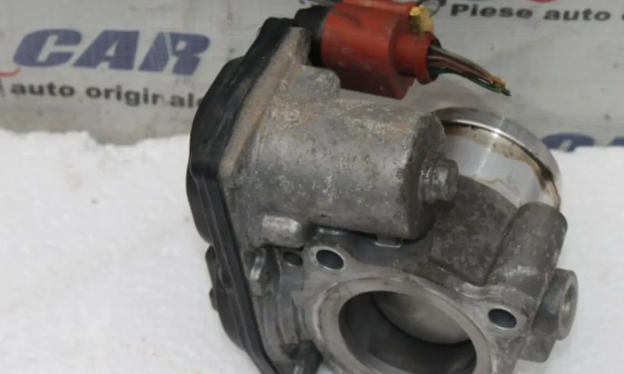 Clapeta acceleratie FORD B-MAX 2012-null