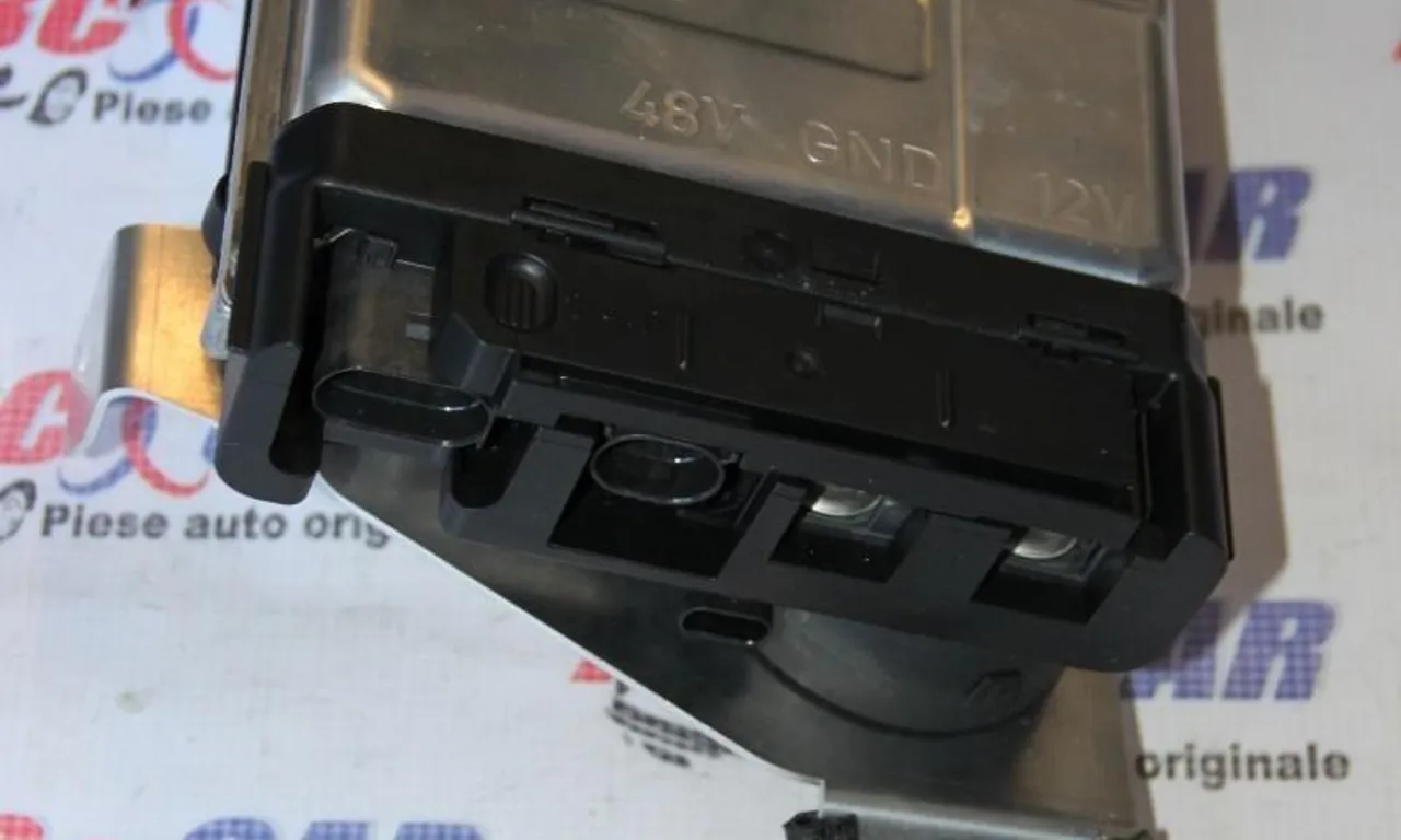 Convertor tensiune AUDI A6 C8 2018-null