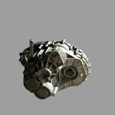 Cutie de viteze manuala 6 trepte VOLKSWAGEN TRANSPORTER T5 2003-2016 KCQ, vedere frontata