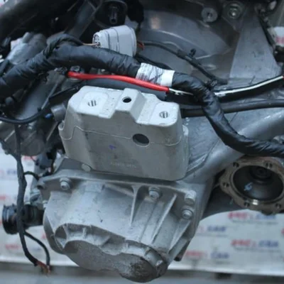 Cutie de viteze manuala cu start-stop VOLKSWAGEN T-ROC 2017-2026 UTV, vedere frontata